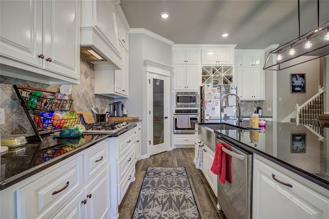 3000 Grapevine Street, Edmond, OK 73034