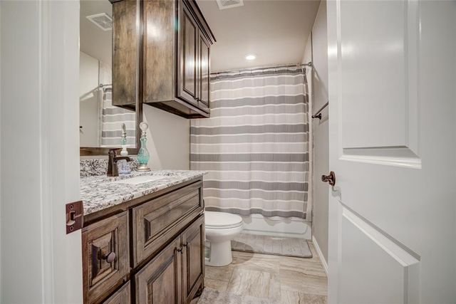 3000 Grapevine Street, Edmond, OK 73034