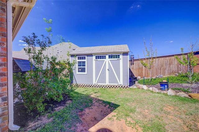 3000 Grapevine Street, Edmond, OK 73034