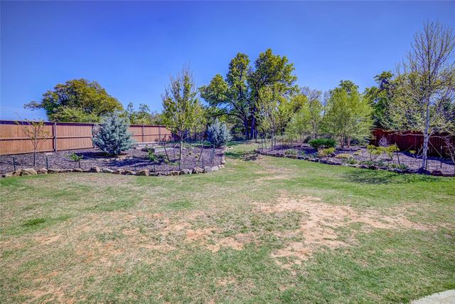 3000 Grapevine Street, Edmond, OK 73034