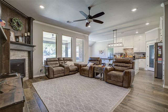 3000 Grapevine Street, Edmond, OK 73034