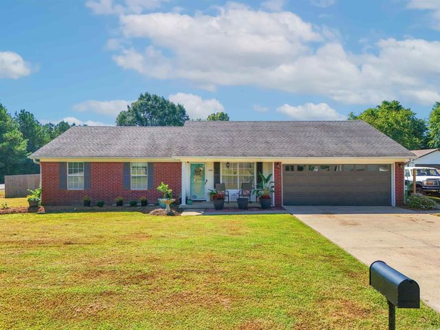 1801 Pinewood Cove, Beebe, AR 72012