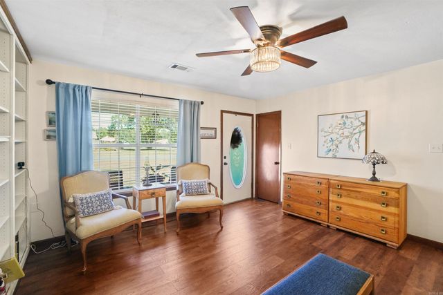 1801 Pinewood Cove, Beebe, AR 72012