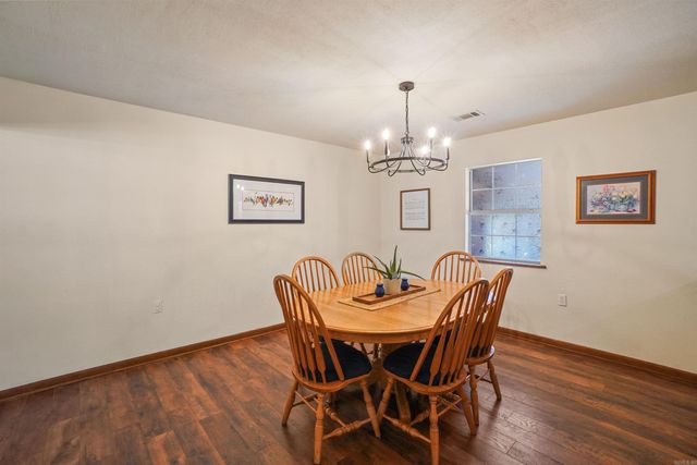 1801 Pinewood Cove, Beebe, AR 72012