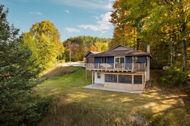 4525 Strait Road, Traverse City, MI 49685