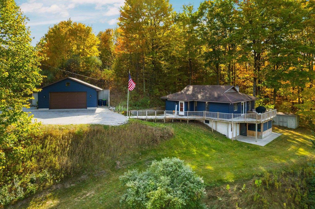 4525 Strait Road, Traverse City, MI 49685