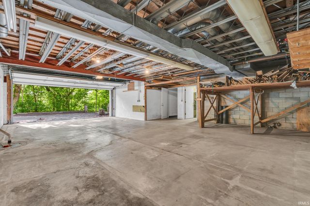 9 Elvernan Drive, West Lafayette, IN 47906