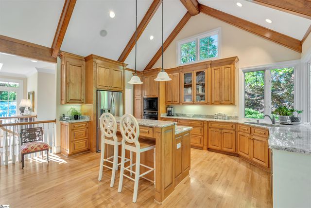 124 Kingshead Road, Travelers Rest, SC 29690