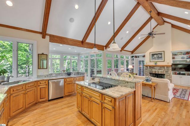 124 Kingshead Road, Travelers Rest, SC 29690