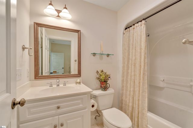 124 Kingshead Road, Travelers Rest, SC 29690