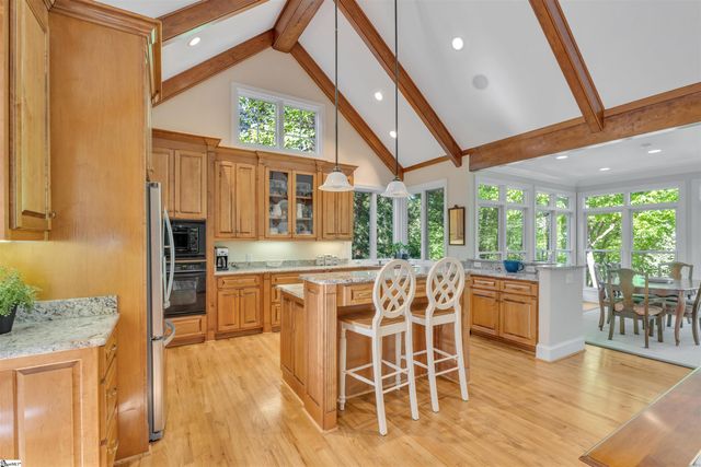 124 Kingshead Road, Travelers Rest, SC 29690