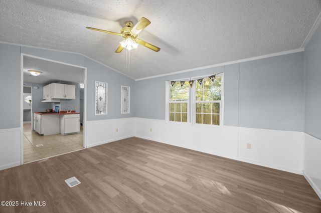 583 Hanover Street SE, Bolivia, NC 28422