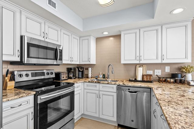 8560 Queensway Blvd Apt 2006, Myrtle Beach, SC 29572