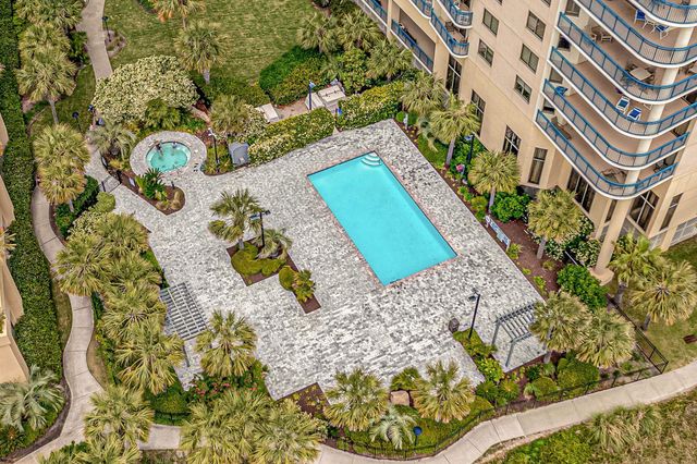 8560 Queensway Blvd Apt 2006, Myrtle Beach, SC 29572