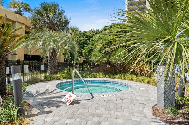 8560 Queensway Blvd Apt 2006, Myrtle Beach, SC 29572