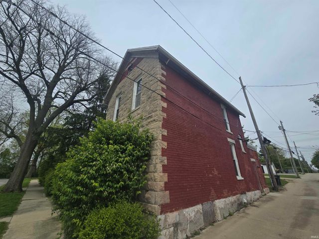 713 Harmar Street, Fort Wayne, IN 46803
