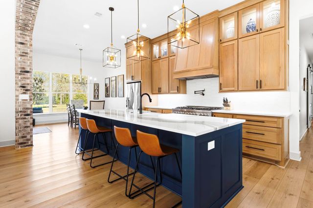 1327 Soda Loop E, Livingston, TX 77351