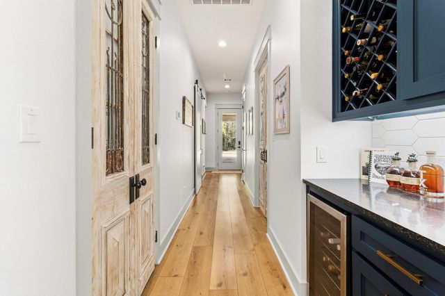 1327 Soda Loop E, Livingston, TX 77351