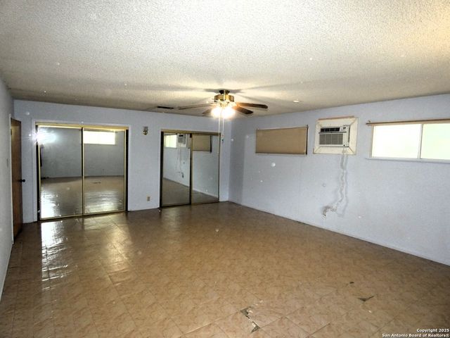 3947 Gayle, San Antonio, TX 78223