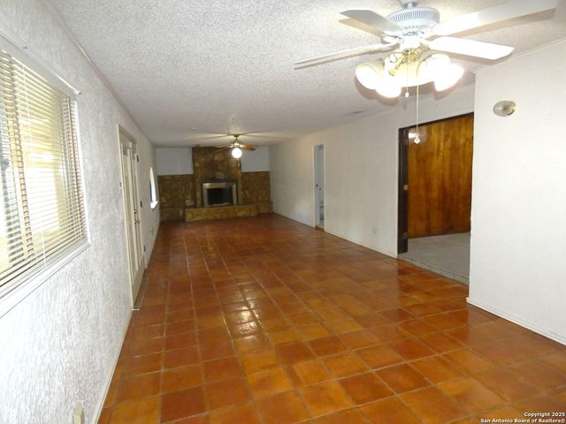 3947 Gayle, San Antonio, TX 78223