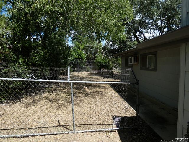 3947 Gayle, San Antonio, TX 78223