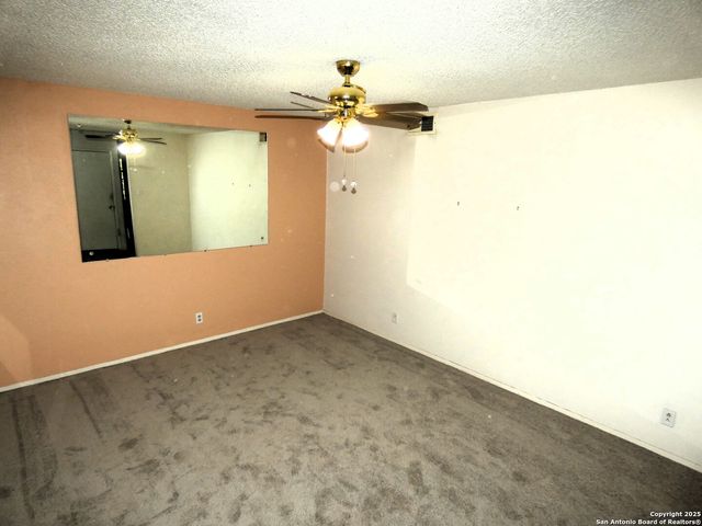 3947 Gayle, San Antonio, TX 78223