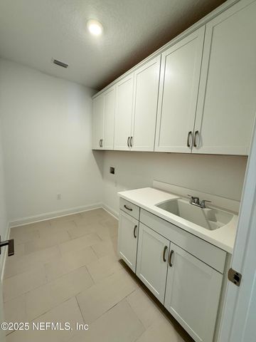 9 WIMBLEDON Way, Palm Coast, FL 32164