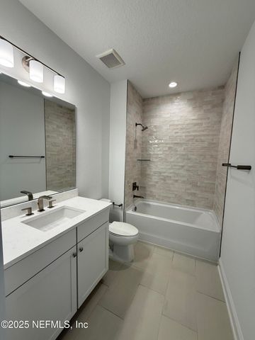 9 WIMBLEDON Way, Palm Coast, FL 32164