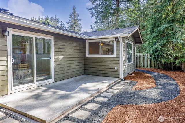 3340 SE Cedar Court, Port Orchard, WA 98366