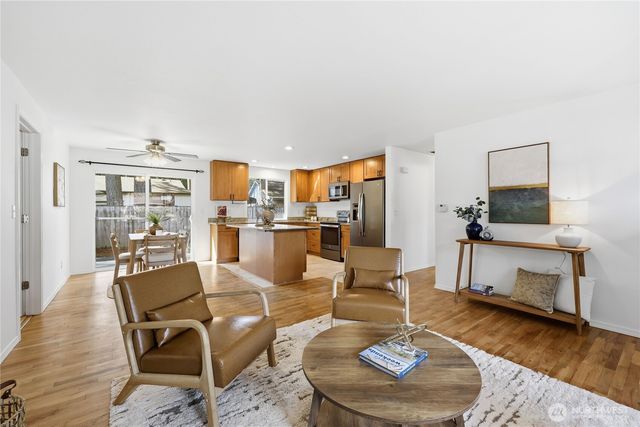 3340 SE Cedar Court, Port Orchard, WA 98366