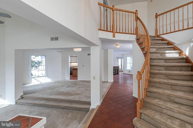 30 BALDWIN ST, Pennington, NJ 08534