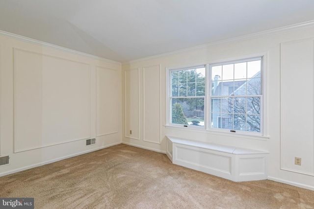 30 BALDWIN ST, Pennington, NJ 08534