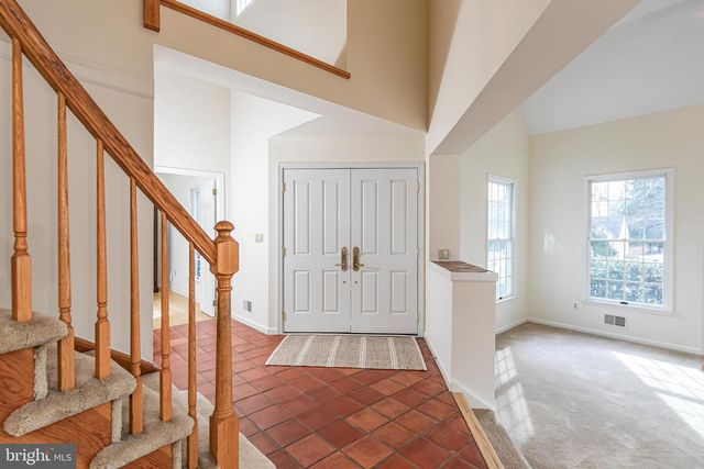 30 BALDWIN ST, Pennington, NJ 08534