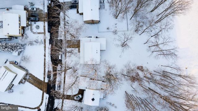 565 CAMBRIDGE RD, Blackwood, NJ 08012