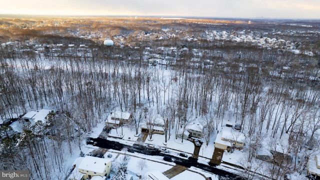 565 CAMBRIDGE RD, Blackwood, NJ 08012