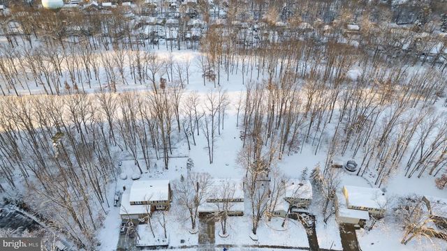 565 CAMBRIDGE RD, Blackwood, NJ 08012