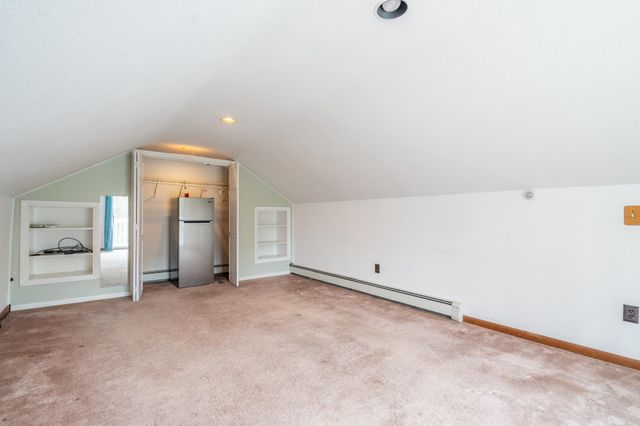19 Dutton Road, Pelham, NH 03076