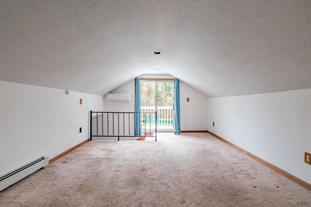 19 Dutton Road, Pelham, NH 03076