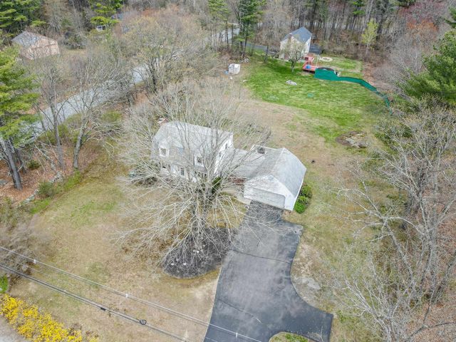19 Dutton Road, Pelham, NH 03076