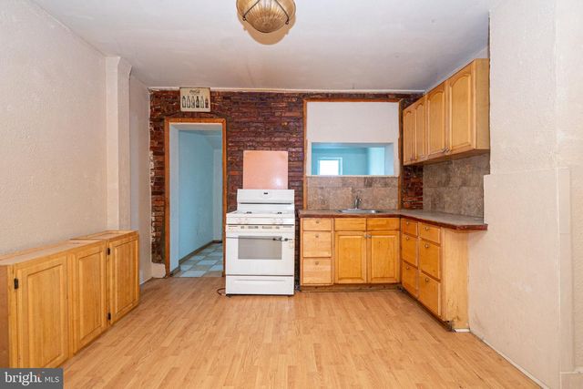 423 FURROW, Baltimore, MD 21223