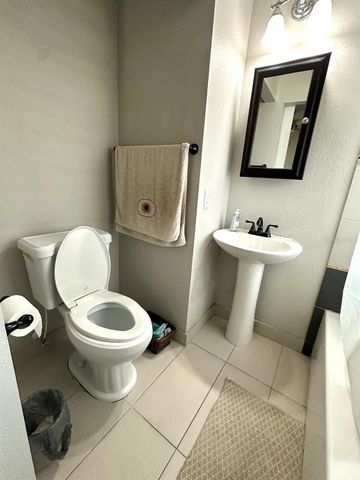 3024 SUTTON DRIVE, Orlando, FL 32810