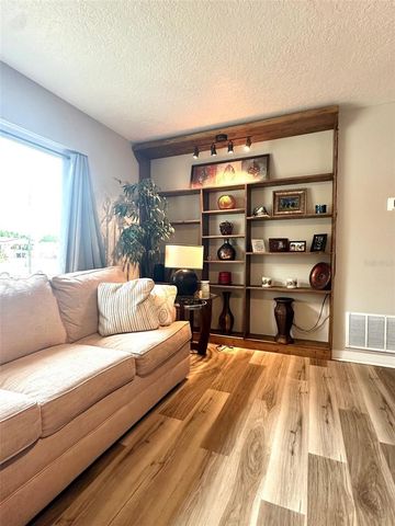 3024 SUTTON DRIVE, Orlando, FL 32810