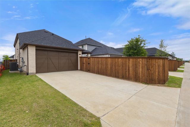 2609 Holland Court, Celina, TX 75009