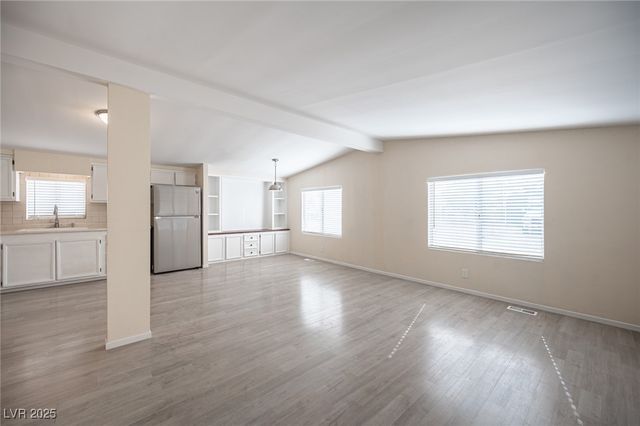 220 Ferndell Street, Pahrump, NV 89048