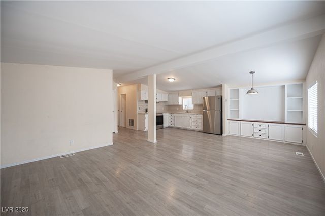 220 Ferndell Street, Pahrump, NV 89048