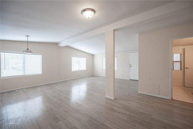 220 Ferndell Street, Pahrump, NV 89048