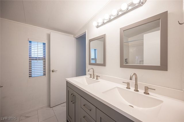 220 Ferndell Street, Pahrump, NV 89048