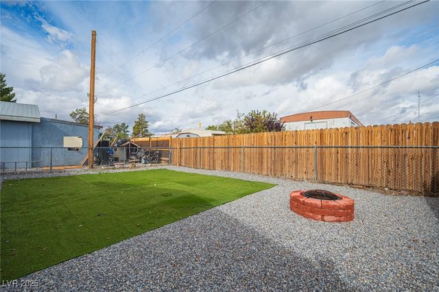 220 Ferndell Street, Pahrump, NV 89048