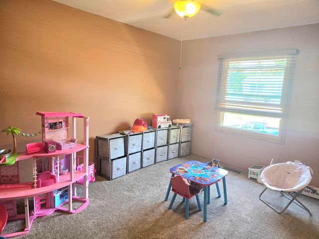 103 Tulip Court, Hebron, IN 46341