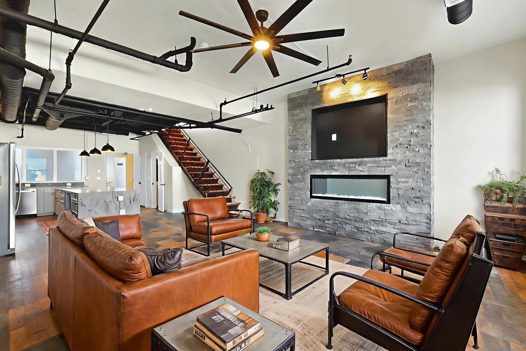 Image 12 of property listing at 219 CENTRAL Avenue NW 308, Albuquerque, NM 87102